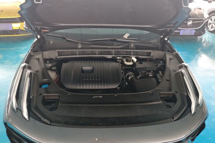 Used Lynk & Co 03 2023 2.0TD DCT JingPro Engine Bay
