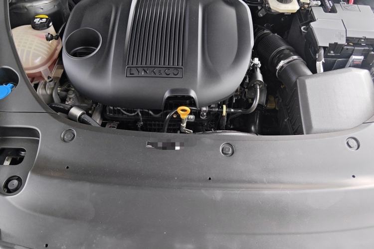 Used Lynk & Co 03 2023 1.5TD DCT JingPro Engine Bay