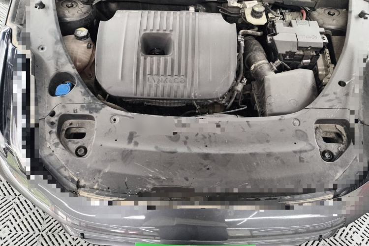 Used Lynk & Co 03 2023 2.0TD DCT JingPro Engine Bay
