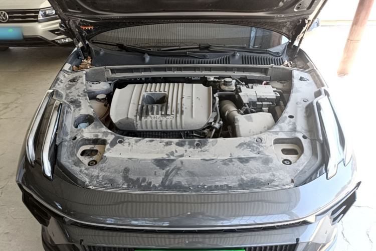 Used Lynk & Co 03 2023 2.0TD DCT JingPro Engine Bay