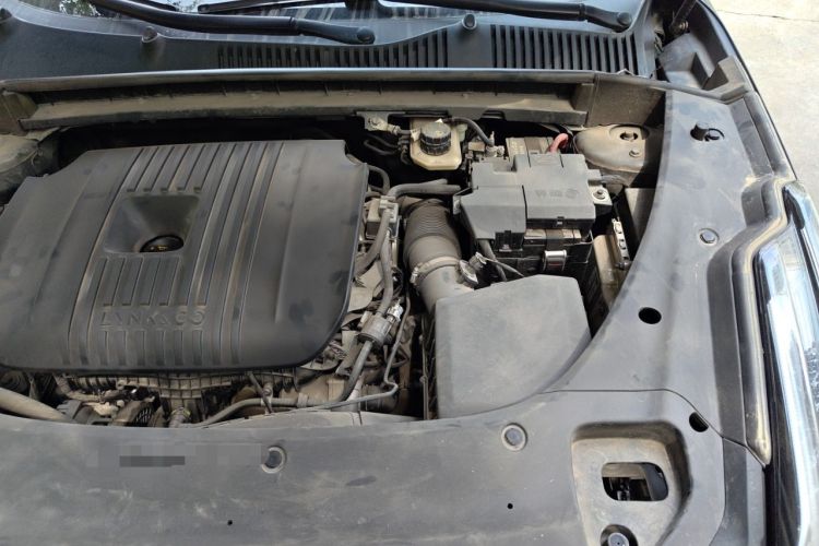 Used Lynk & Co 03 2023 2.0TD DCT JingPro Engine Bay Left