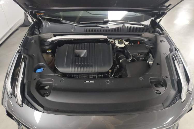Used Lynk & Co 03 2023 2.0TD DCT JingPlus Engine Bay