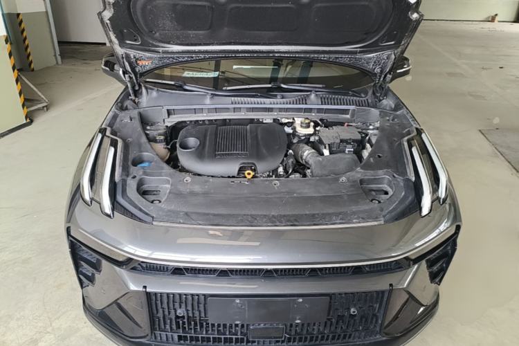 Used Lynk & Co 03 2023 1.5TD DCT JingPro Engine Bay
