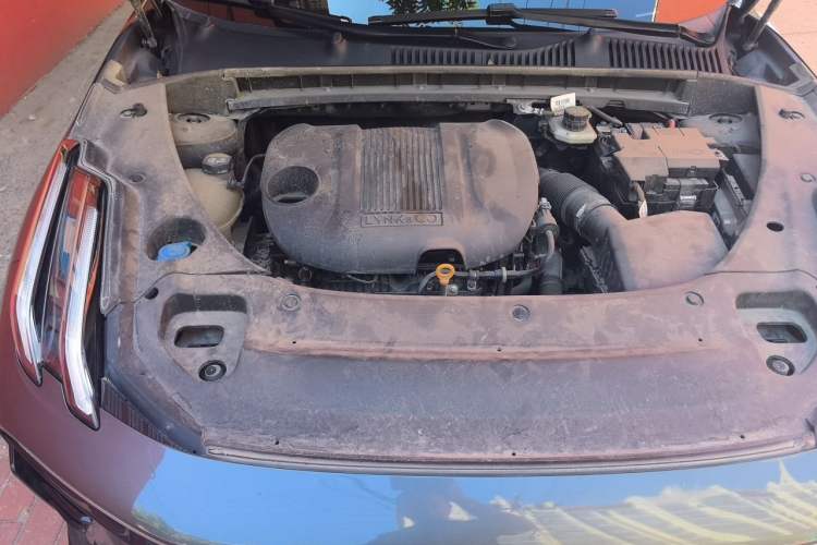Used Lynk & Co 03 2023 1.5TD DCT JingPro Engine Bay Right