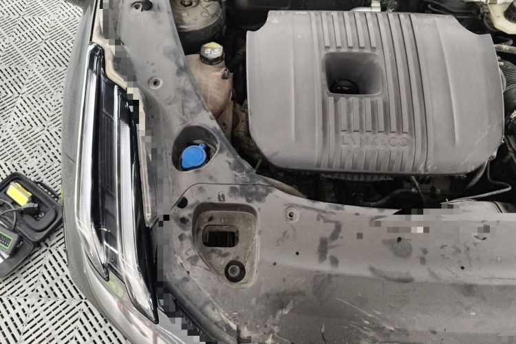 Used Lynk & Co 03 2023 2.0TD DCT JingPro Engine Bay Right