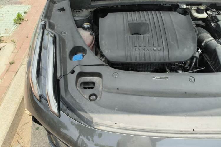 Used Lynk & Co 03 2023 2.0TD DCT JingPro Engine Bay Right