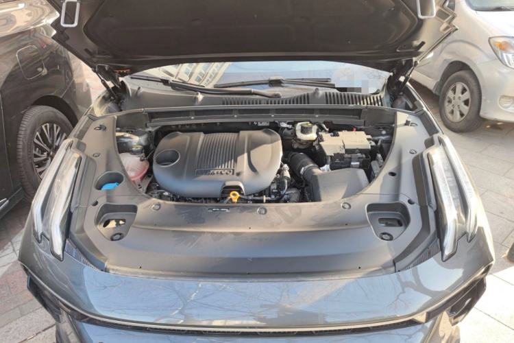 Used Lynk & Co 03 2023 1.5TD DCT JingPro Engine Bay