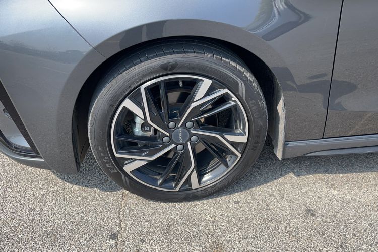 Used Lynk & Co 03 2023 1.5TD DCT JingPro Exterior 4