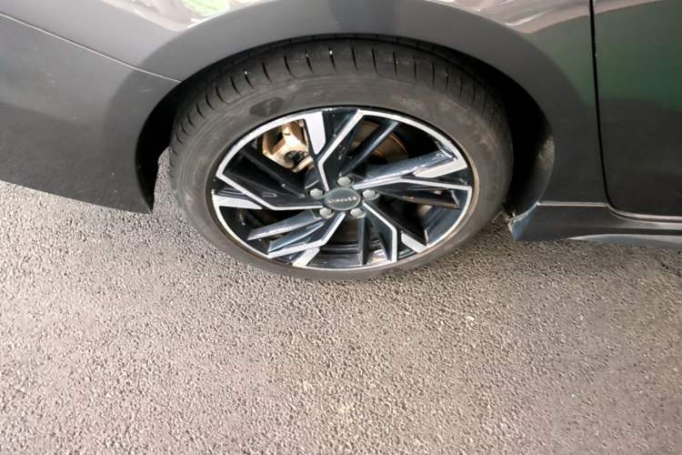 Used Lynk & Co 03 2023 1.5TD DCT JingPro Exterior 5