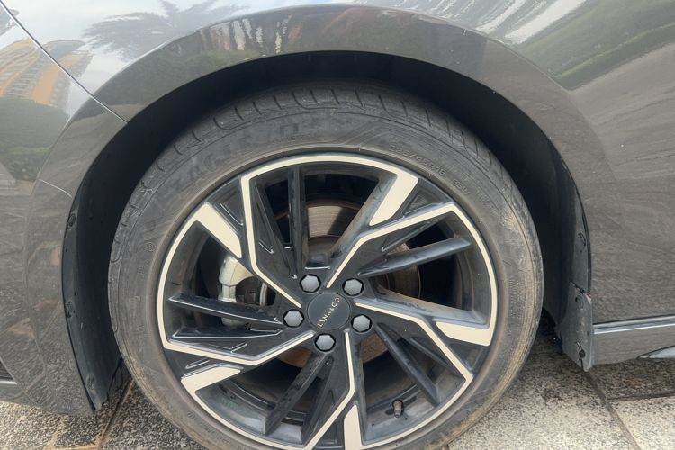 Used Lynk & Co 03 2023 1.5TD DCT JingPro Exterior 5