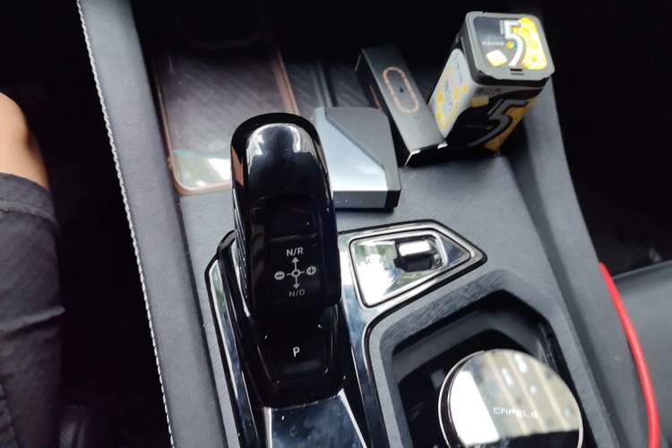 Used Lynk & Co 03 2023 2.0TD DCT JingPro Gear Lever