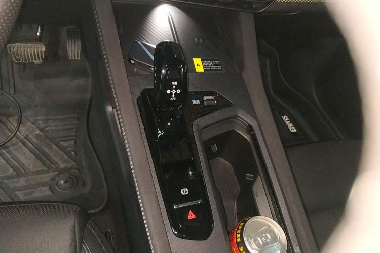Used Lynk & Co 03 2023 2.0TD DCT JingPro Gear Lever