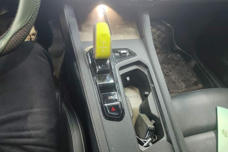 Used Lynk & Co 03 2023 1.5T EM-F PM Gear Lever
