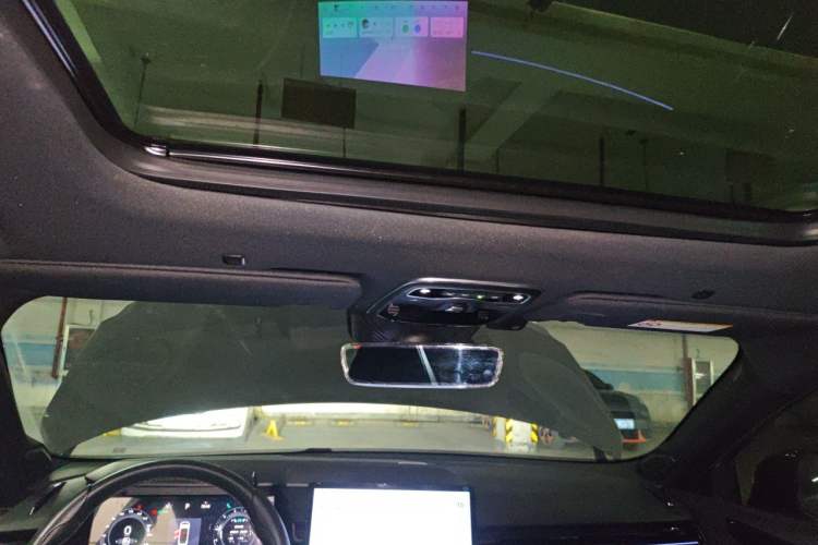 Used Lynk & Co 03 2023 1.5TD DCT JingPro Headliner