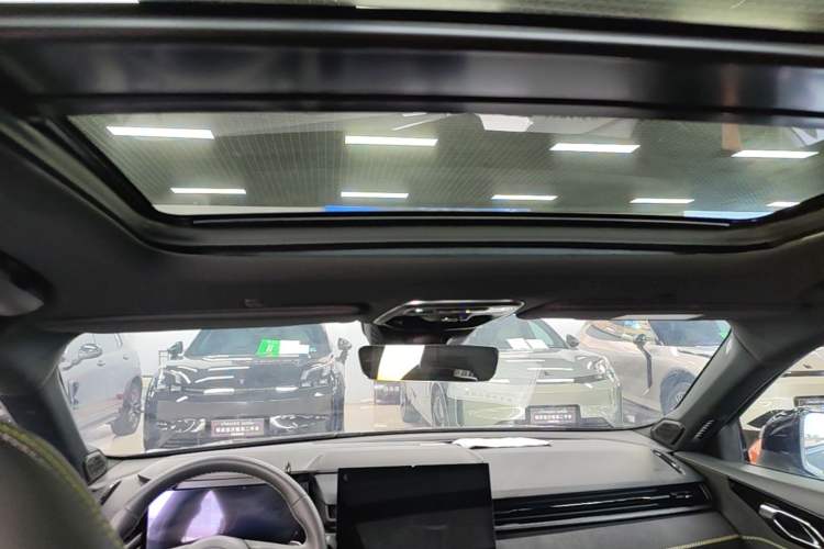 Used Lynk & Co 03 2023 1.5TD DCT JingPro Headliner