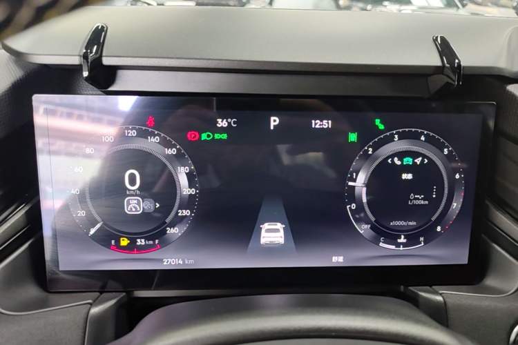 Used Lynk & Co 03 2023 1.5TD DCT JingPro Instrument Cluster