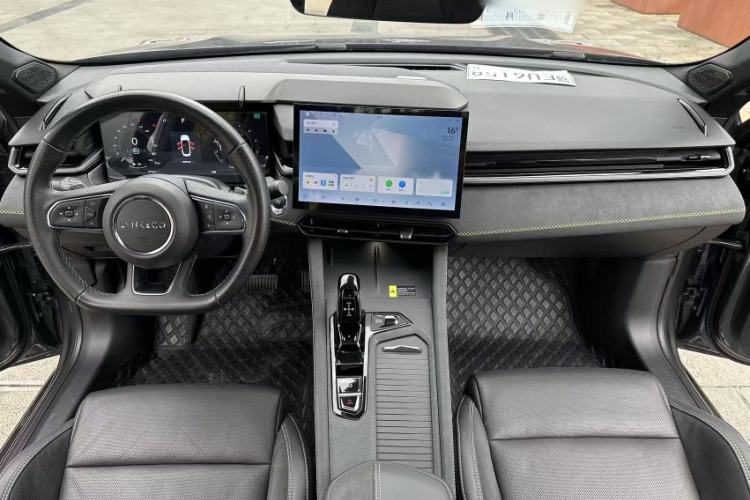 Used Lynk & Co 03 2023 2.0TD DCT JingPro Interior 1