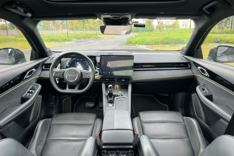 Used Lynk & Co 03 2023 1.5TD DCT JingPro Interior 1