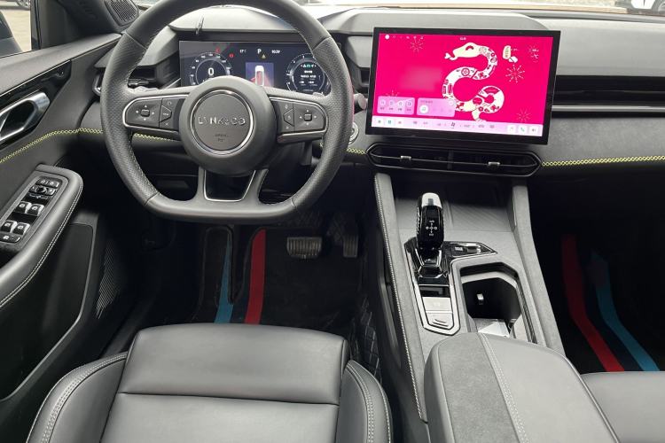 Used Lynk & Co 03 2023 1.5TD DCT JingPlus Interior 2