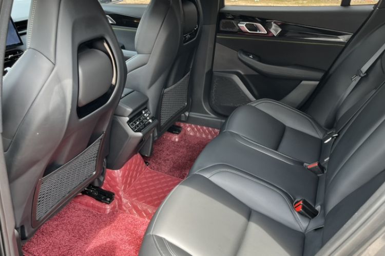 Used Lynk & Co 03 2023 1.5TD DCT JingPlus Interior 2