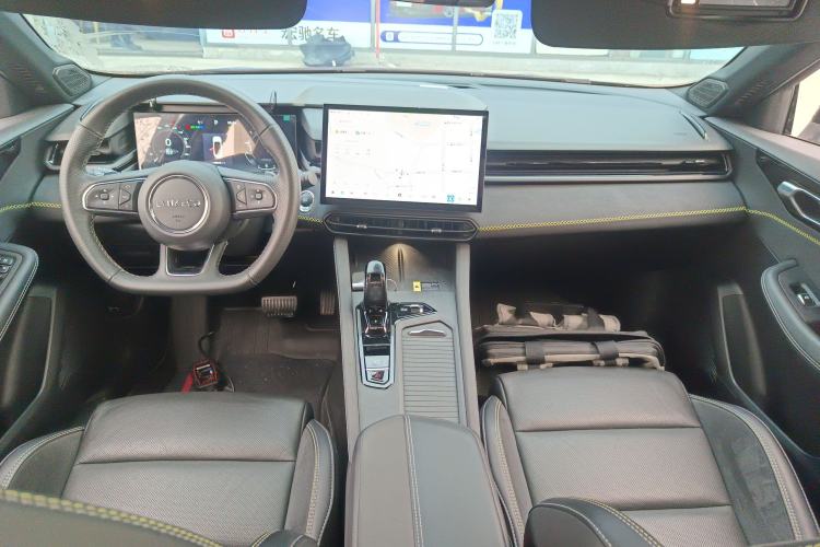 Used Lynk & Co 03 2023 1.5TD DCT JingPro Interior 2