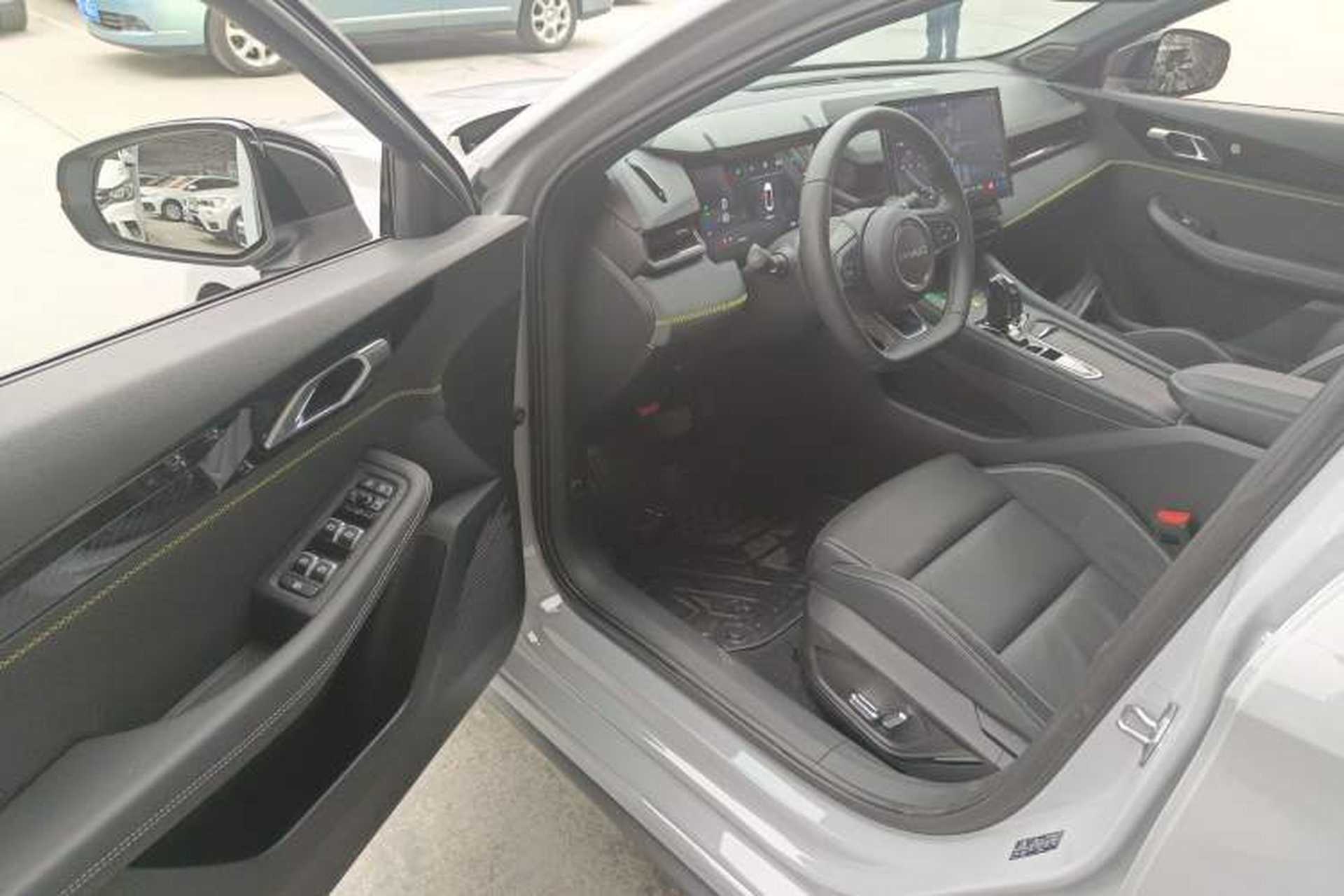Used Lynk & Co 03 2023 1.5T EM-F PM Interior 3