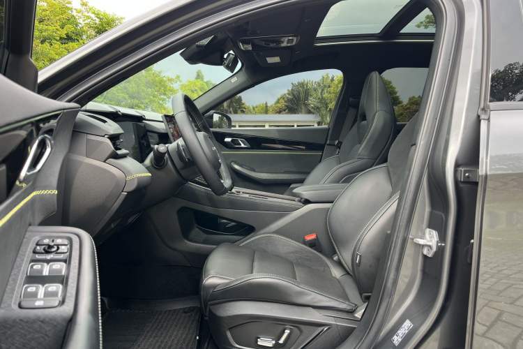 Used Lynk & Co 03 2023 1.5TD DCT JingPro Interior 3