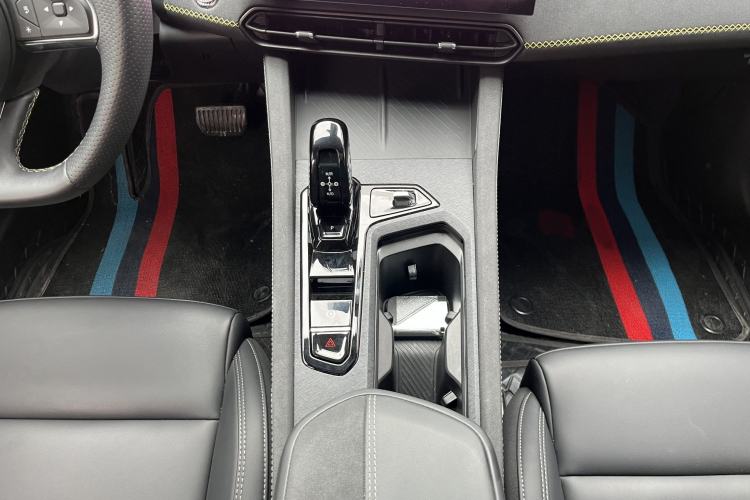 Used Lynk & Co 03 2023 1.5TD DCT JingPlus Interior 5