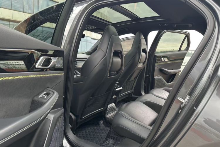 Used Lynk & Co 03 2023 2.0TD DCT JingPro Interior 6