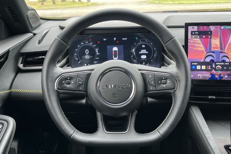 Used Lynk & Co 03 2023 1.5TD DCT JingPro Interior 6