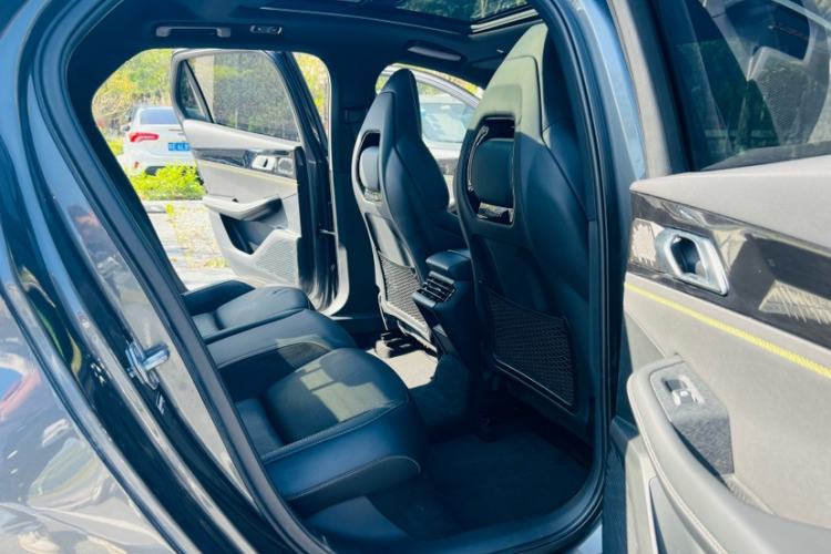 Used Lynk & Co 03 2023 2.0TD DCT JingPro Interior 7