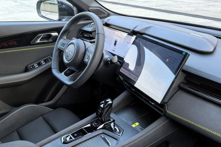 Used Lynk & Co 03 2023 1.5T EM-F PM Interior 7