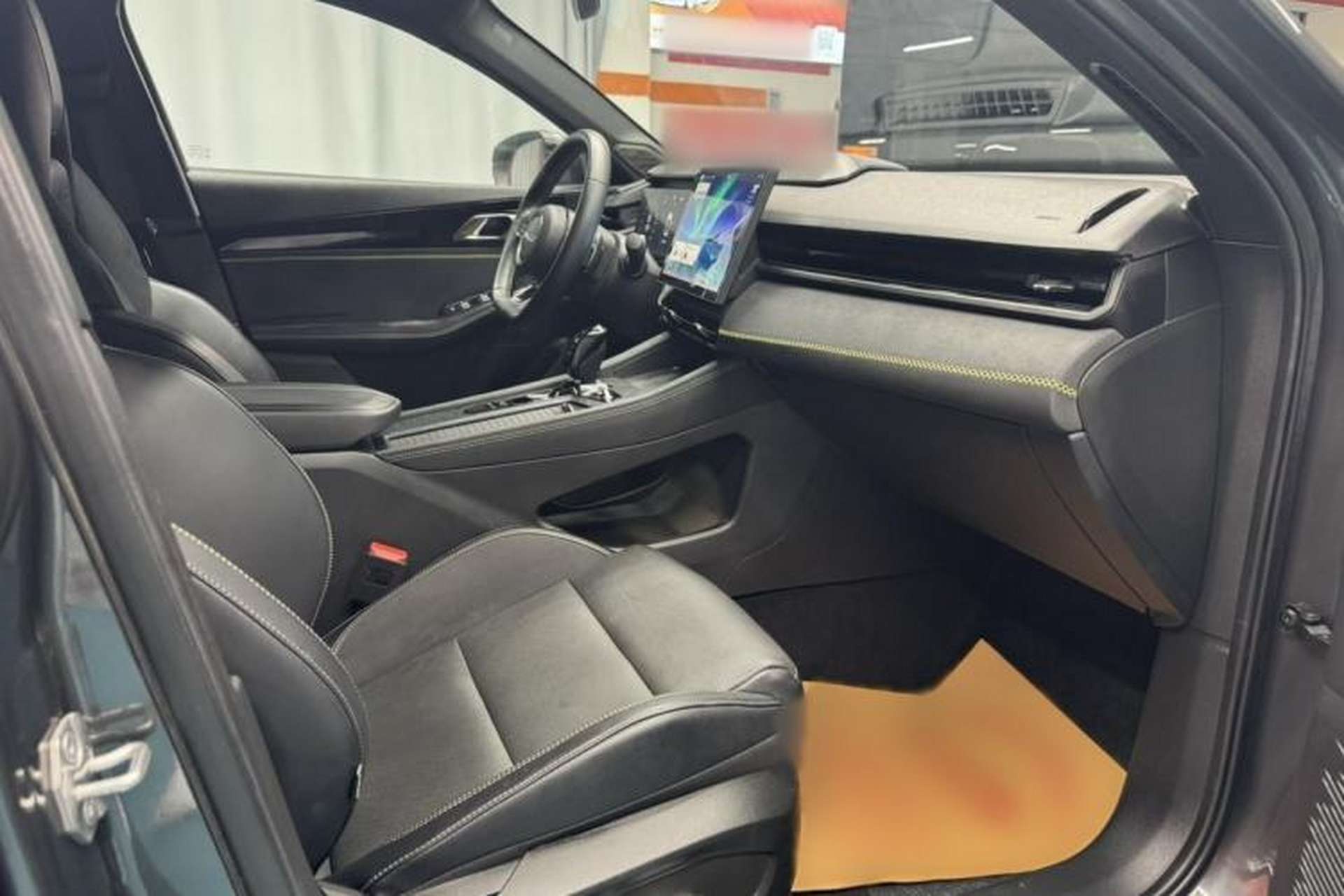 Used Lynk & Co 03 2023 2.0TD DCT JingPro Interior 7