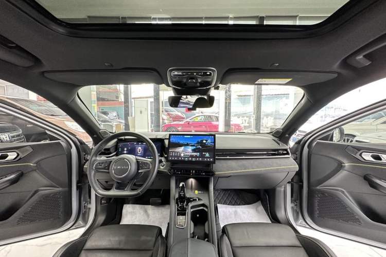 Used Lynk & Co 03 2023 1.5T EM-F PM Interior 9