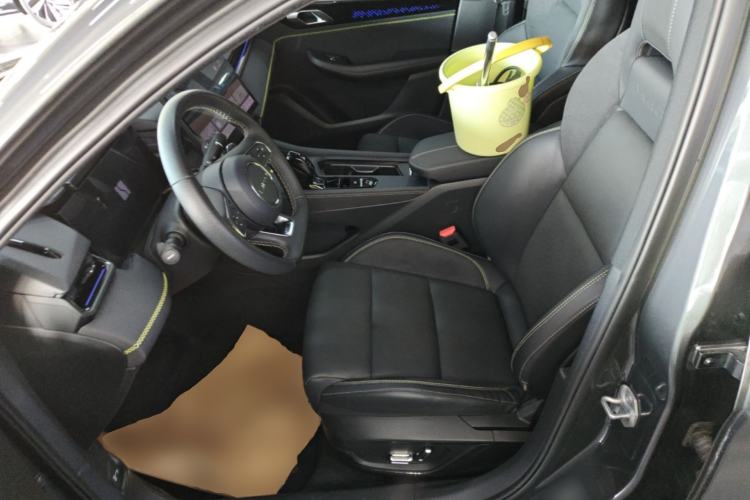 Used Lynk & Co 03 2023 2.0TD DCT JingPro Left Front Seat