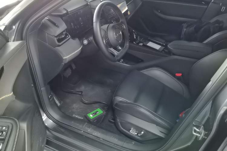 Used Lynk & Co 03 2023 1.5TD DCT JingPlus Left Front Seat