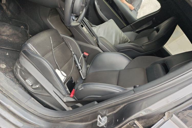 Used Lynk & Co 03 2023 1.5TD DCT JingPro Left Front Seat