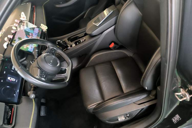 Used Lynk & Co 03 2023 1.5TD DCT JingPro Left Front Seat