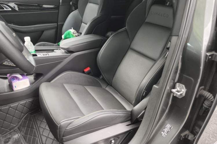 Used Lynk & Co 03 2023 2.0TD DCT JingPro Left Front Seat