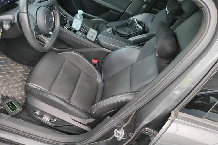 Used Lynk & Co 03 2023 2.0TD DCT H-Power Halo Left Front Seat