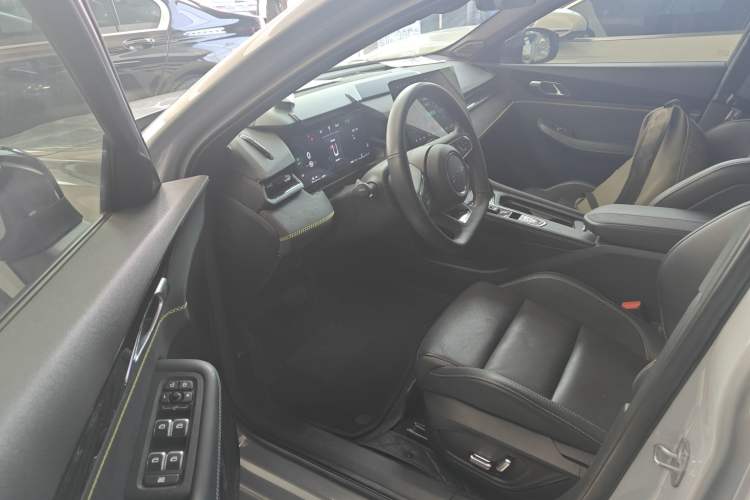 Used Lynk & Co 03 2023 1.5T EM-F PM Left Front Seat
