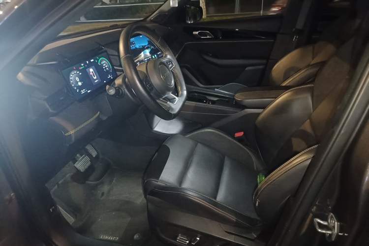 Used Lynk & Co 03 2023 2.0TD DCT JingPro Left Front Seat