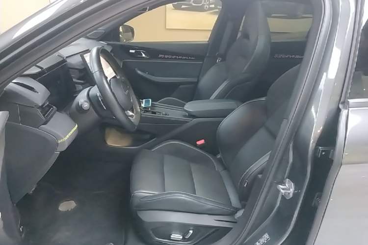 Used Lynk & Co 03 2023 1.5TD DCT JingPro Left Front Seat