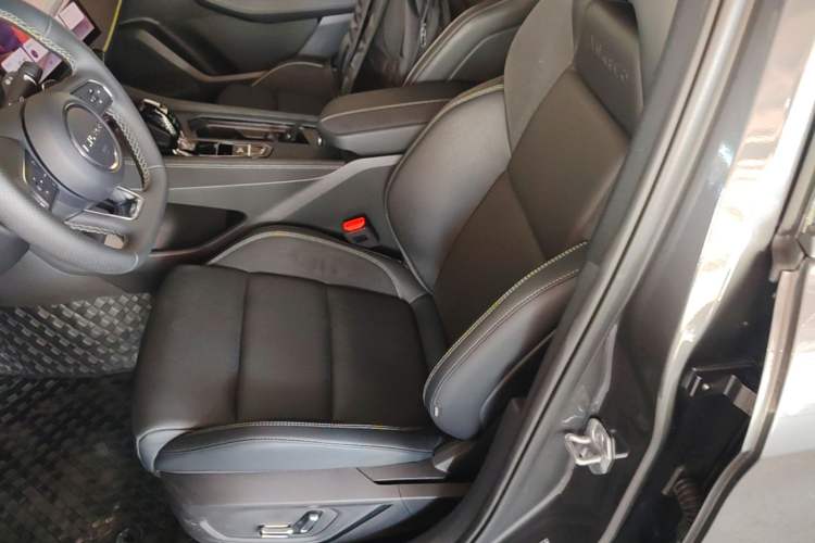 Used Lynk & Co 03 2023 1.5TD DCT JingPro Left Front Seat