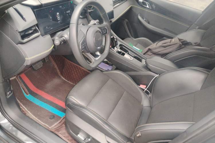 Used Lynk & Co 03 2023 1.5TD DCT JingPro Left Front Seat