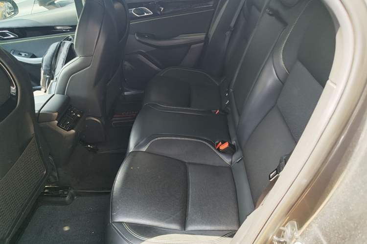 Used Lynk & Co 03 2023 1.5TD DCT JingPro Left Rear Seat