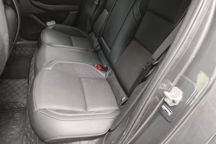 Used Lynk & Co 03 2023 2.0TD DCT JingPro Left Rear Seat