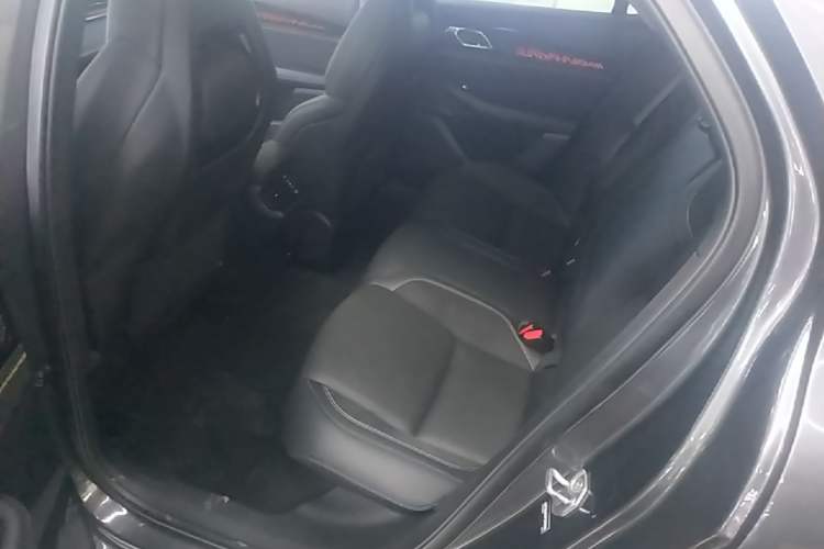 Used Lynk & Co 03 2023 1.5TD DCT JingPro Left Rear Seat