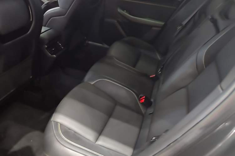 Used Lynk & Co 03 2023 2.0TD DCT H-Power Halo Left Rear Seat