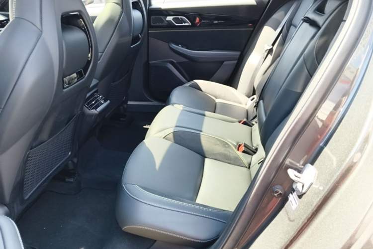 Used Lynk & Co 03 2023 1.5TD DCT JingPro Left Rear Seat